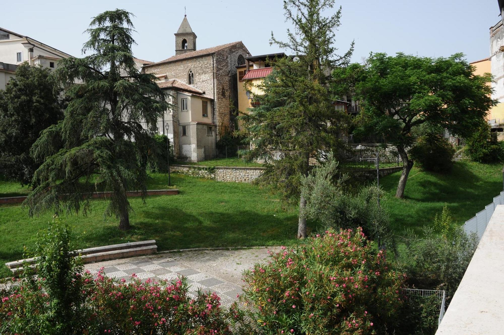 Hotel La Villa Ceccano Exteriör bild